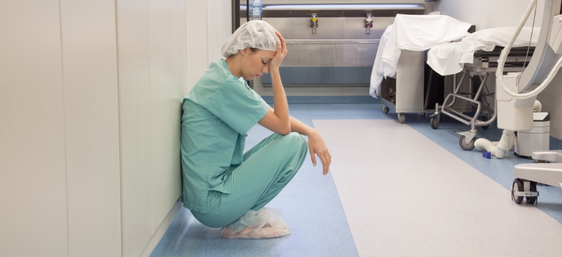 Le gouvernement fait de la santé des soignants une priorité. Il lance un plan national pour protéger leur santé mentale et physique et ainsi garantir l’efficacité de notre système de santé.