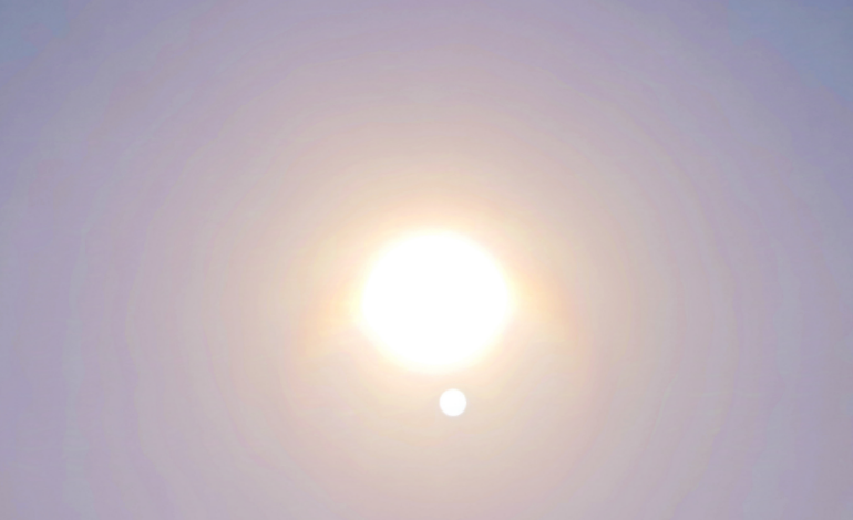 Avec plus de 5 700 décès en excès en à peine deux semaines, la canicule de juin 2026 a marqué la France par sa précocité et son intensité.